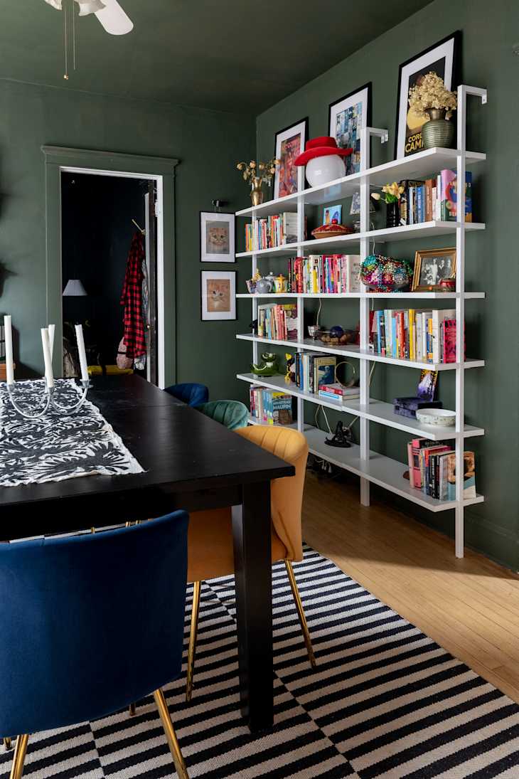 This Dark Green Dining Room Makeover Is Renter-Friendly | The Kitchn